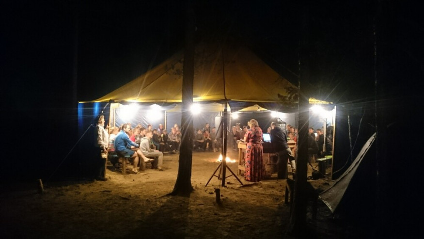 Мега-палатка Век d 10