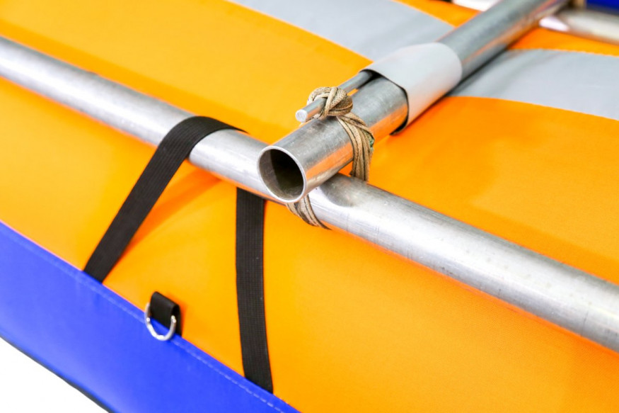 Катамаран Век Исеть 8М 2-секционный, 5,60 м, без рамы